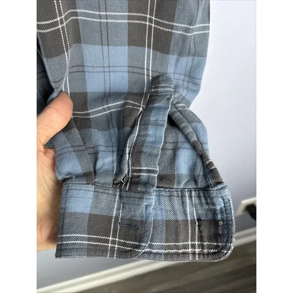 LL Bean Flannel Shirt Traditional Fit Mens Medium Plaid Button Down LOT OF 2 - Picture 11 of 15
